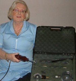 A photo of Mistress Susanne with her electics
